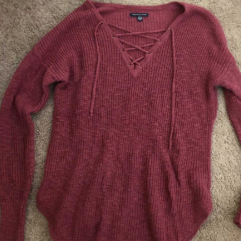 Super cute sweater and great color!